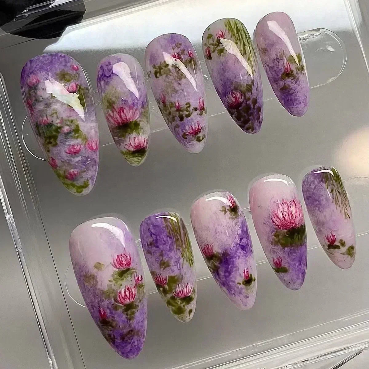 24Pcs Purple Heart Almond with Glue French Wearable Fake Nails