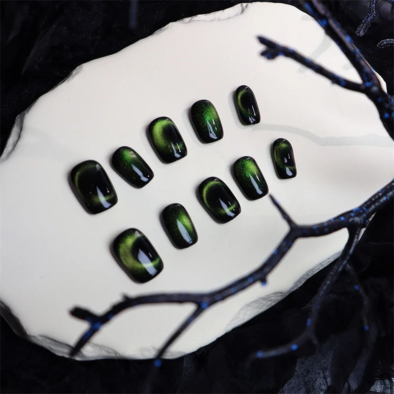 Moon Cat Eye Black Fake Artificial Nails Tips Manicure