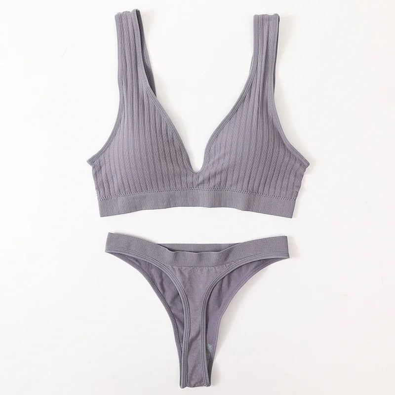 Women Seamless Underwear Deep V Bras Sport Top Lingerie Set