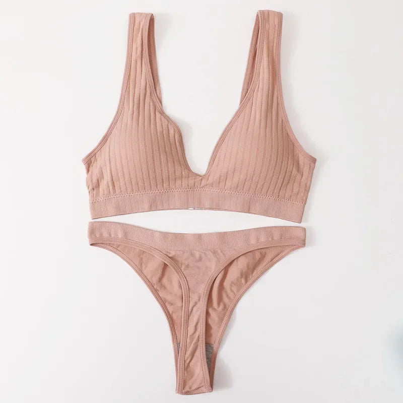 Women Seamless Underwear Deep V Bras Sport Top Lingerie Set