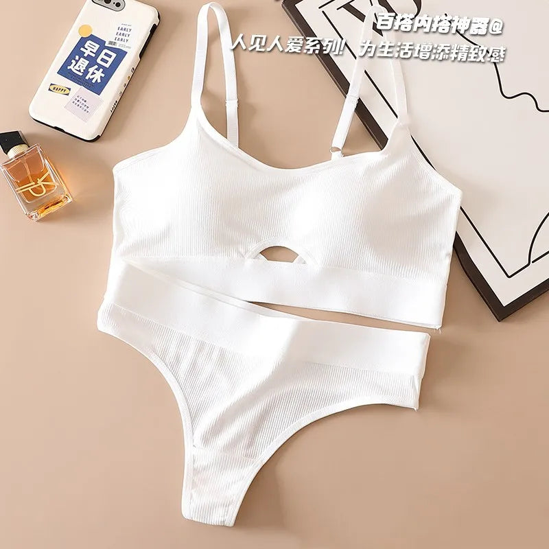 Women's Sports Comfort Bra And Panties Set